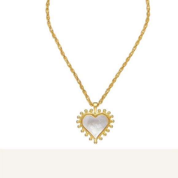 susan shaw Jewelry - Susan Shaw mother of pearl heart necklace